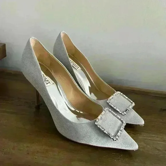 Badgley Mishka pointed toe pump