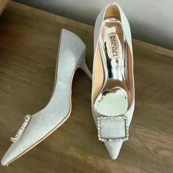 Badgley Mishka pointed toe pump