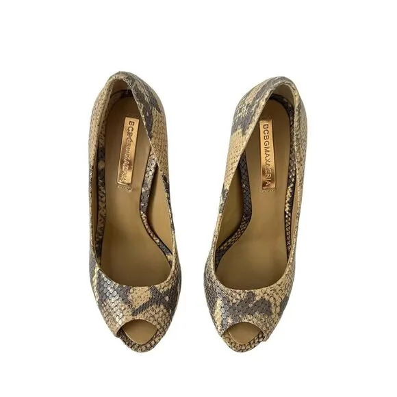 BCBGMaxAzria Dahlia Snake Print Peep Toe Heels 6 Block Heel Leather