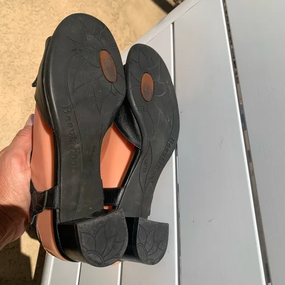 BeautiFeel black leather sandals size 5.5 ( European 36)
