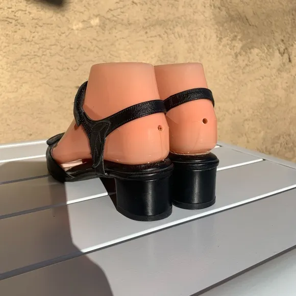 BeautiFeel black leather sandals size 5.5 ( European 36)