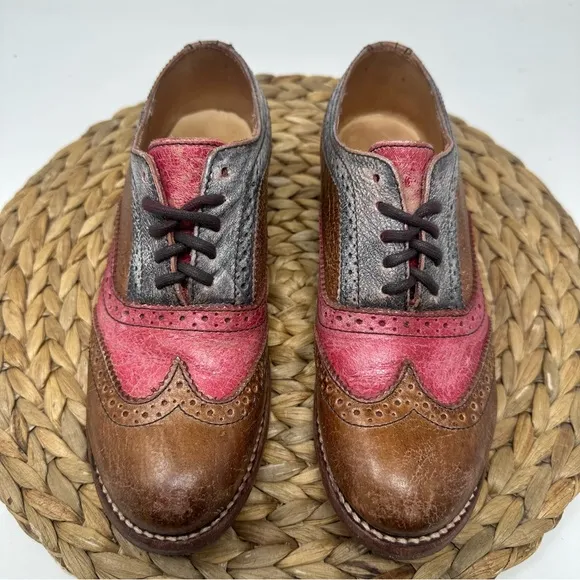 Bed Stu Lita Black and Rose Leather Wingtip Oxfords Size 6.5 Women's