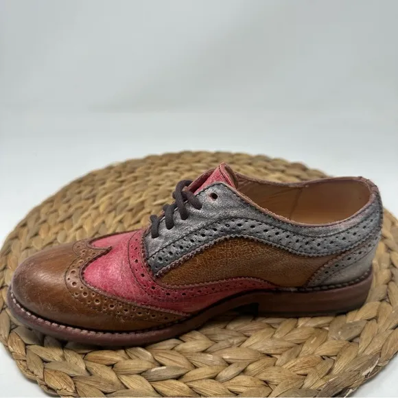 Bed Stu Lita Black and Rose Leather Wingtip Oxfords Size 6.5 Women's