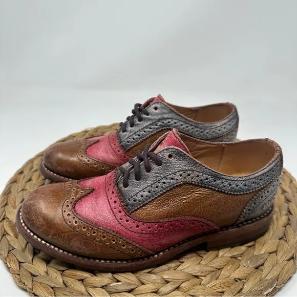 Bed Stu Lita Black and Rose Leather Wingtip Oxfords Size 6.5 Women's