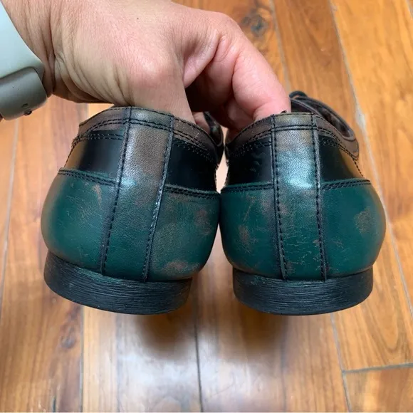 BedStu Green and Black Distressed Oxfords