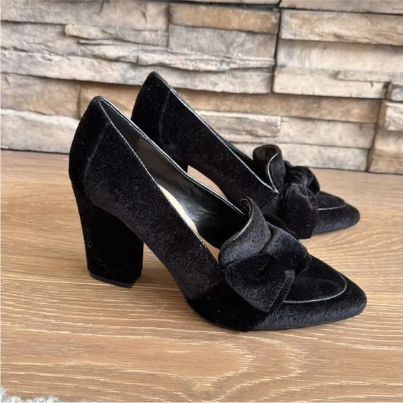 Bella Vita Black Block Heel Pumps with Bow