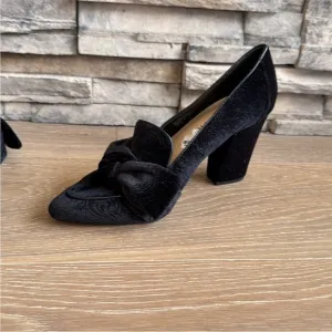 Bella Vita Black Block Heel Pumps with Bow