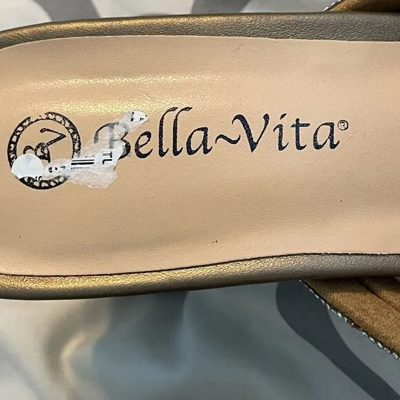 Bella Vita Carmen Heeled Slip-On Sandals Metallic Bronze Suede Block Heel 9 Wide