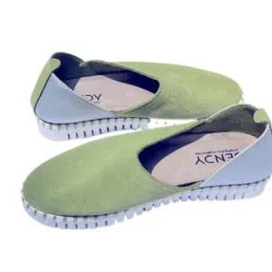 Bendy Crafted in California Green Suede Silver Comfy Casual Slip On Shoes Sz 38