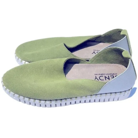 Bendy Crafted in California Green Suede Silver Comfy Casual Slip On Shoes Sz 38