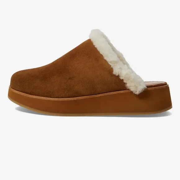 Bernardo Phoebe Platform Clogs