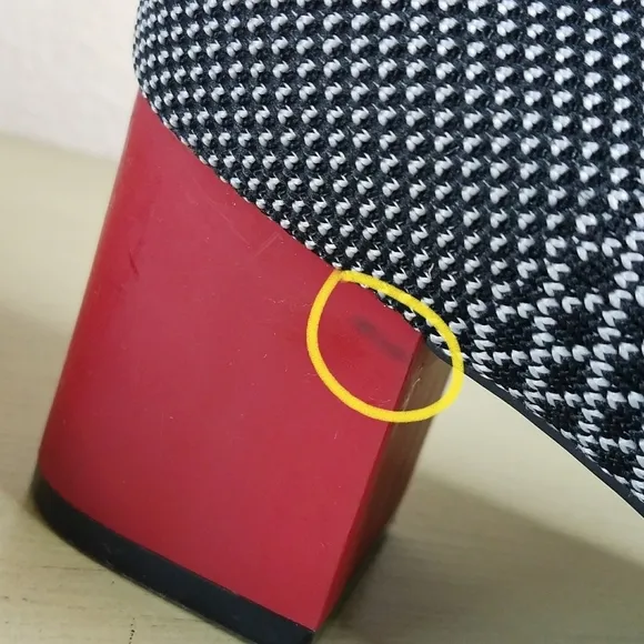 Betabrand Pumps with Dust Bag