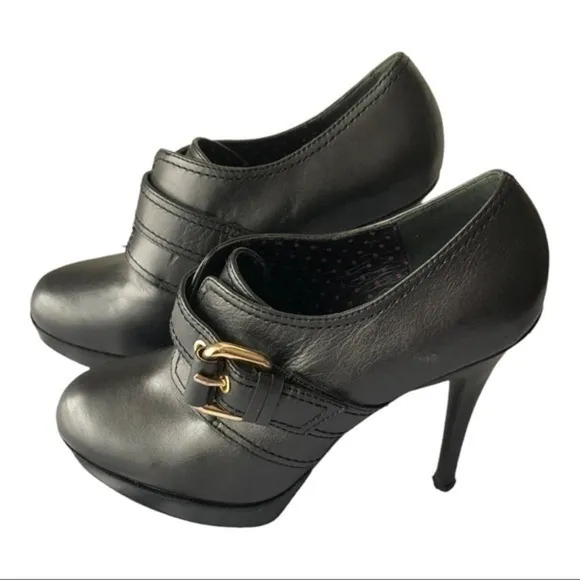 Betsy Johnson Black Platform Heels Size 7.5