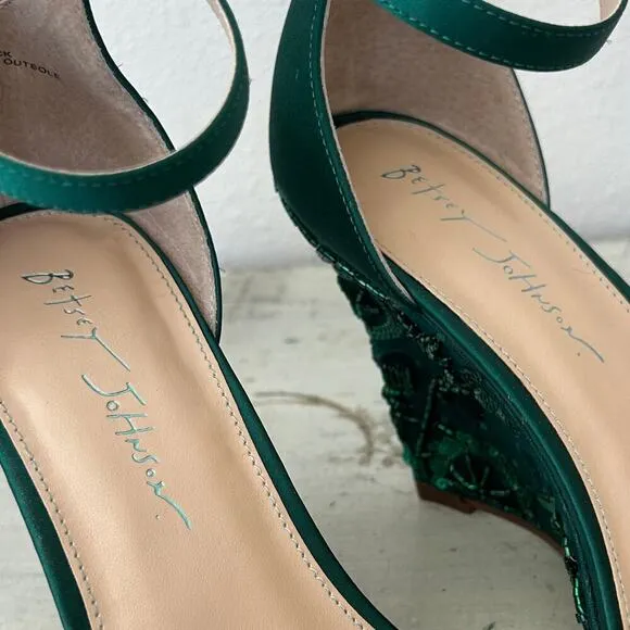 Betsy Johnson Ivan ankle strap wedge beaded embroidered emerald green fairy 6.5​