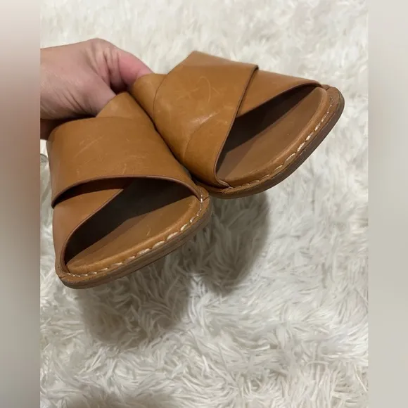 Bionica Arcola Slides  - Size 9