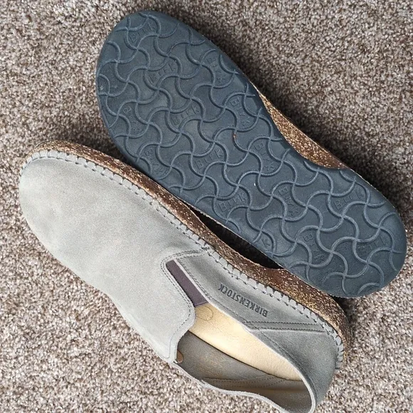 Birkenstock Callan Suede Leather in Gray Taupe Slip-On Shoe Clogs Size 39 Narrow