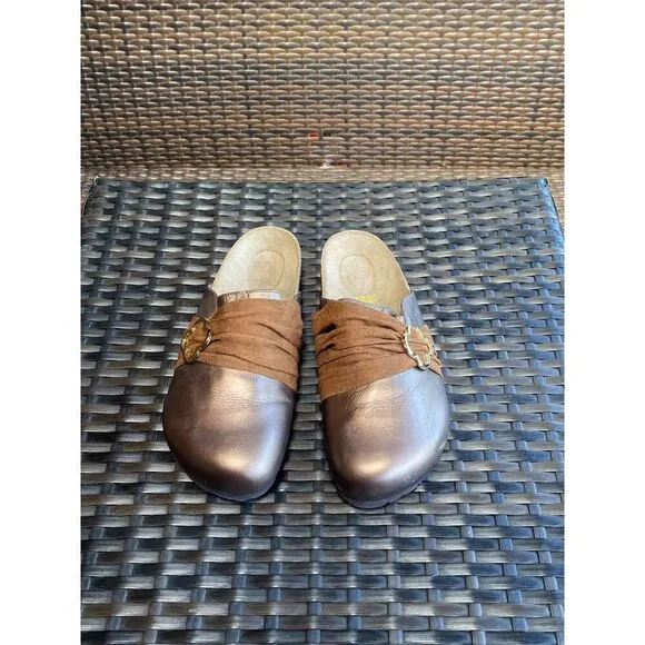 Birkenstock Metallic Leather Tatami Clogs 39