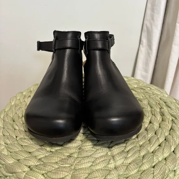 Birkenstock Papillio Esra Black Leather Ankle Strap Clog Wedge Sandal