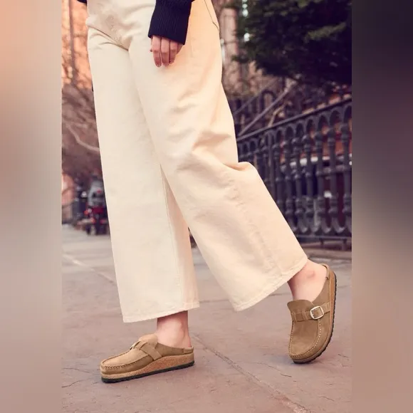 Birkenstock Women’s Buckley Classic Moccasin-Style Suede Clog in Tea