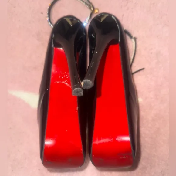 Black High Platform Peep-Toe Heels