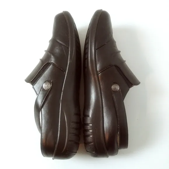 Black Mules &amp; Clogs with Leather Finish and Slip-On Design Size 11M