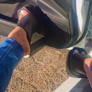 Black platform block heel mules‎