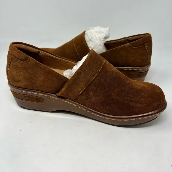 Born Bailie Closed Back Clogs Brown Glazed Ginger Suede size US 8 EU 39 NEW