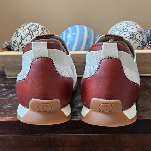 Born Barrett Knit Sneakers Tan/White Slip-Ons Mens Sizes NWT