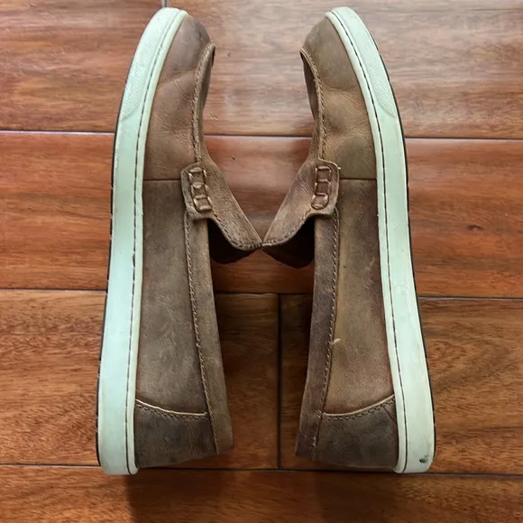 Born Slip-On Men's Leather Loafer Size 10.5