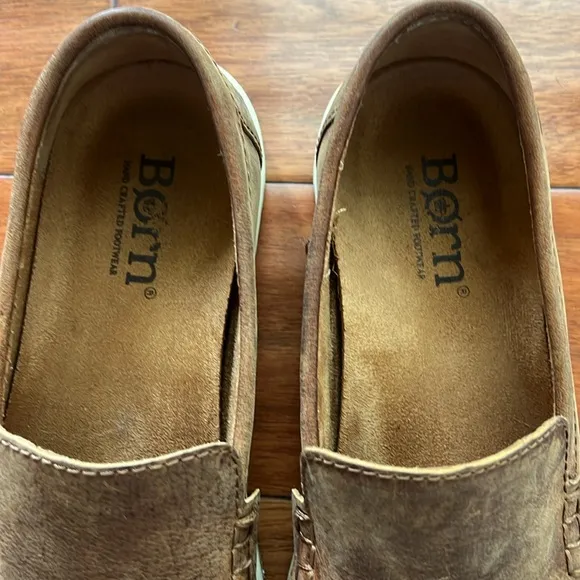 Born Slip-On Men's Leather Loafer Size 10.5