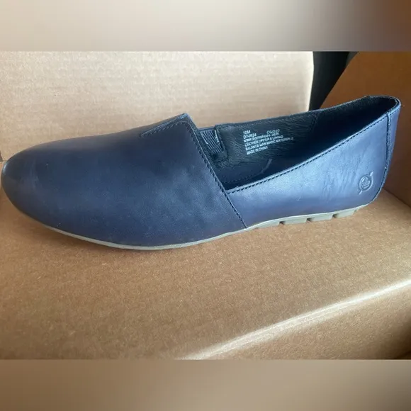 Born Women's Blue Leather Slip-On Shoes, size 10