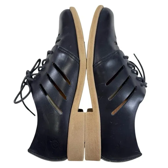 Born Yakob Cut Out Yankee Blue Leather Lace-Up Oxfords Women’s Size 7M