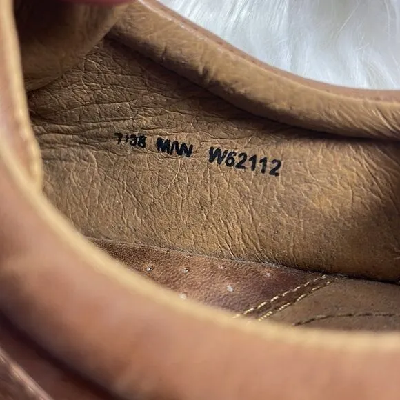 Born Melissa NWOT Handcrafted Tan Leather Lace Up Oxfords Sz 6