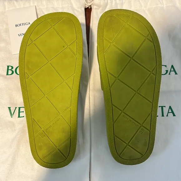BOTTEGA VENETASlider Quilted Rubber Pool Slides Green