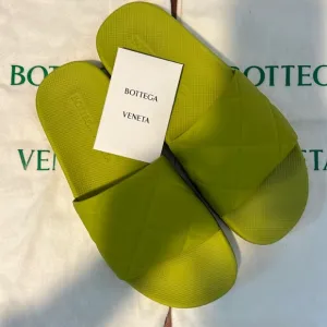 BOTTEGA VENETASlider Quilted Rubber Pool Slides Green