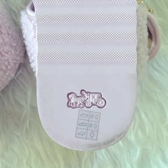 Brand New Coach Pink Shearling Hollie Flip Flop Sandal Plush Buckle Slides