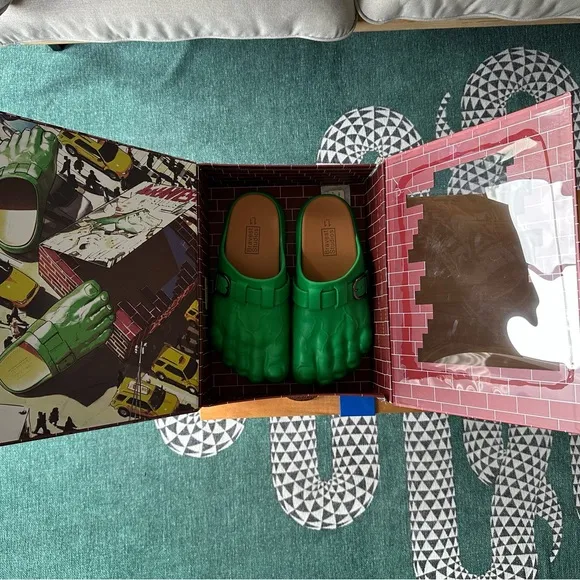 Bravest Studios Green Hulk Toe Foot Clogs