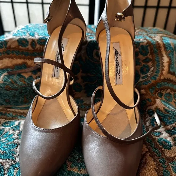 Brian Atwood Court Stiletto’s