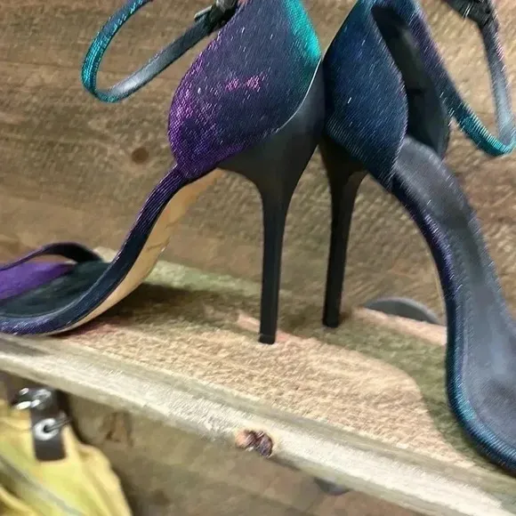 Brian Atwood Iridescent Heels Size 8.5 heel height 4