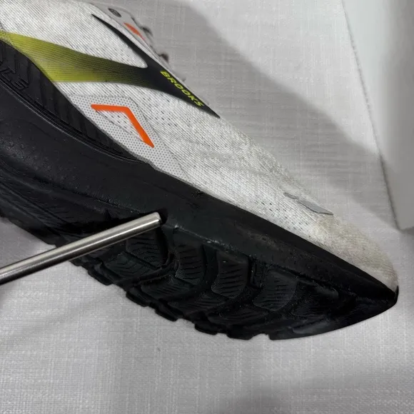 BROOKS Adrenaline GTS 23 Running Shoes Oyster Black Red Orange Size 12 Men's