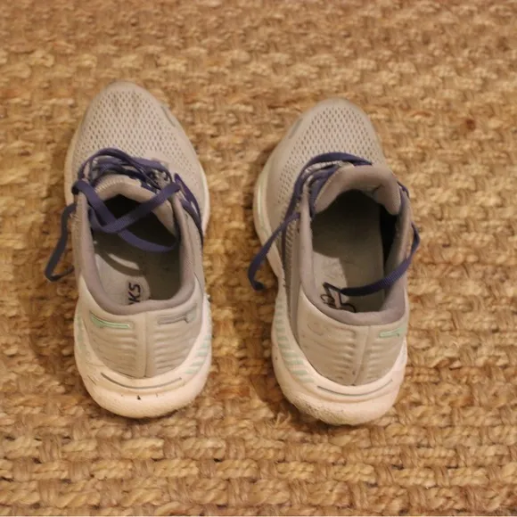 Brooks Adrenaline GTS 23 Women’s Size 8 Running Tennis Shoes - Purple &amp; Gray