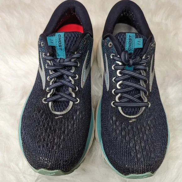 Brooks Ghost 11 running shoes size 8