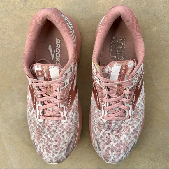 Brooks Ghost 14 Delicacy/Brown/Coral Cloud - Size 9.5 Women’s