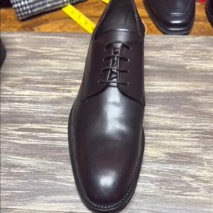 Bruno Magli Brown Leather Oxfords Sleek Design