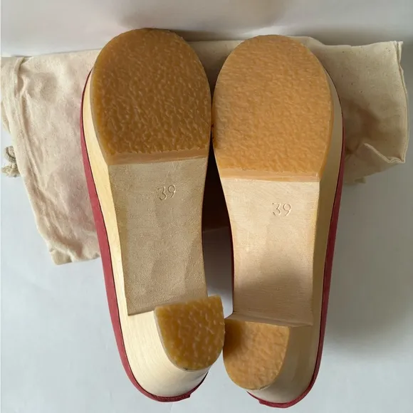 Bryr Chloe Clogs in Azalea - size 39/9