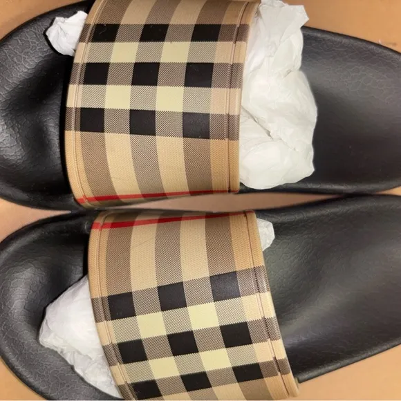 Burberry Check Pattern Slides in Black and Beige