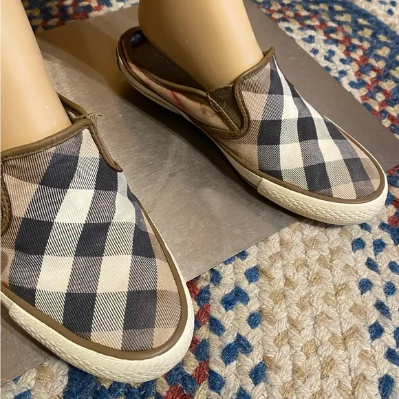 BURBERRY NOVA CHECK MULE/Slip On🔥Canvas/Leather🔥GUC/size 38🇬🇧 7.5-8🇺🇸WOW👀