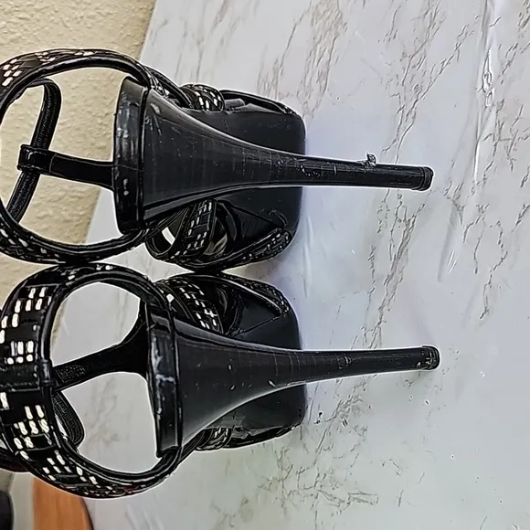 Burberry Open Toe Heels