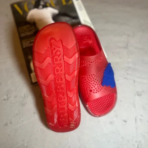 BURBERRY RUBBER SLIDE SANDAL STINGRAY Color Pillar  WOMENS UK 4 EU 37 US 7