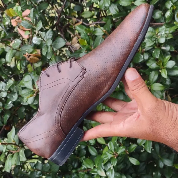 Burton of London Men's Luxury Oxfords (44/10)